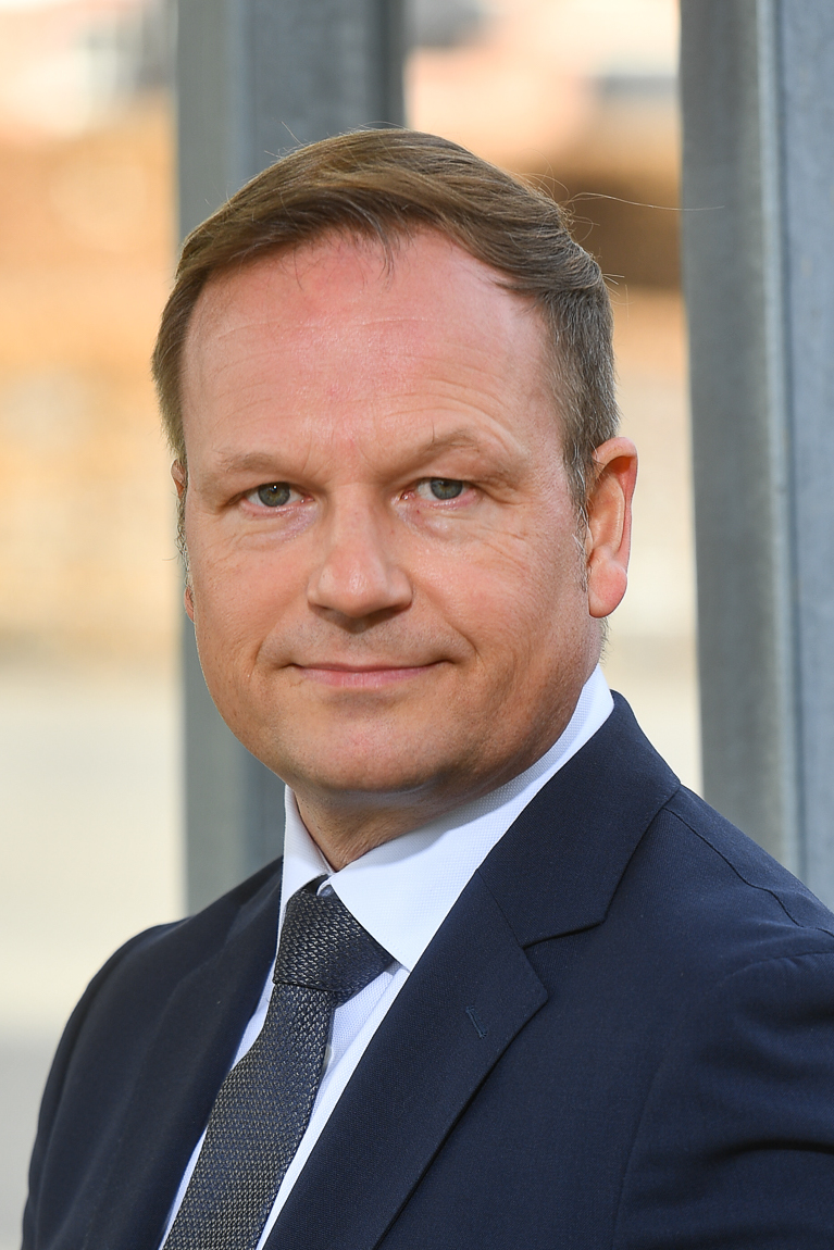 Dr. Oliver Rengelshausen
